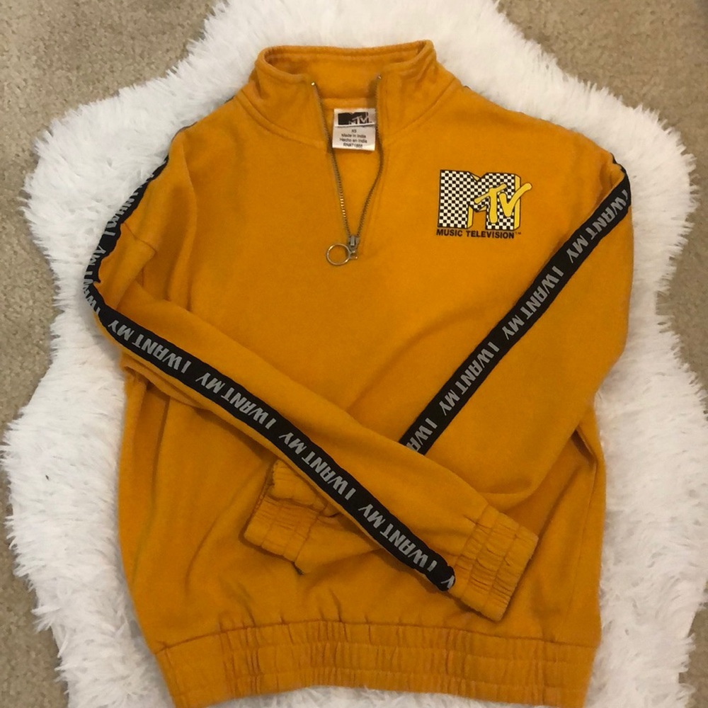 X-Small: Yellow MTV Pullover